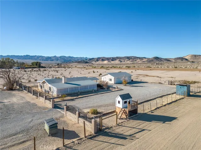3530 Indian Cove Road, 29 Palms, California 92277