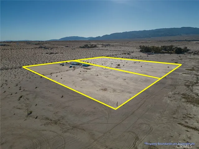approx. borders of the 2 parcels