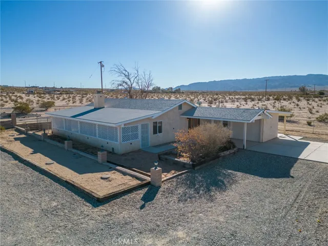 3530 Indian Cove Road, 29 Palms, California 92277