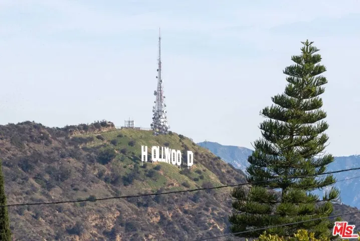 7141 Pacific View Drive, Los Angeles, California 90068