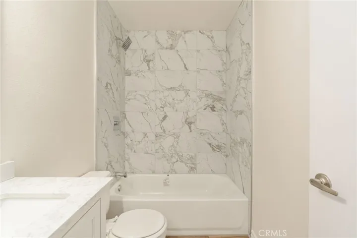 1799 Cottonwood Drive, Colton, California 92324