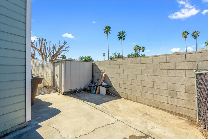 1799 Cottonwood Drive, Colton, California 92324