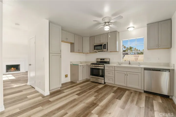 1799 Cottonwood Drive, Colton, California 92324