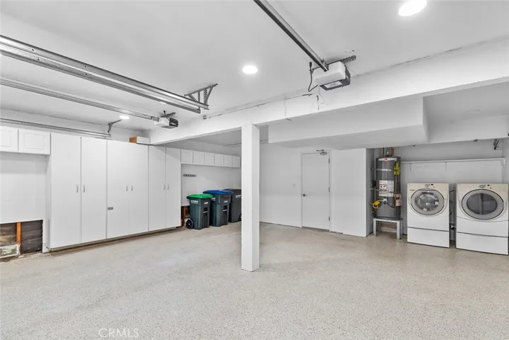 412 Vista Flora, Newport Beach, California 92660