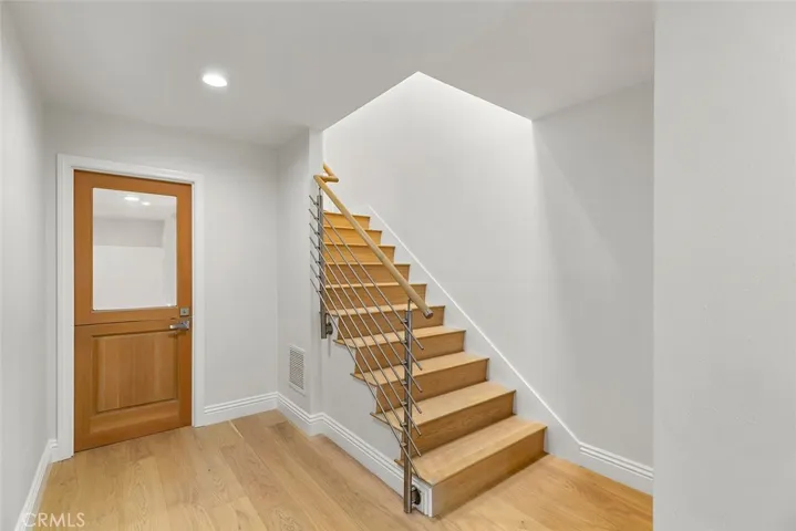 412 Vista Flora, Newport Beach, California 92660