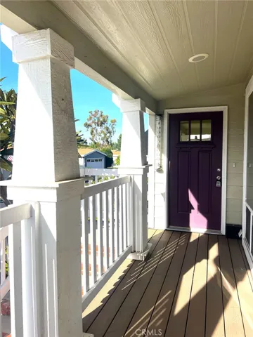 Front Door Entry/wrap around front deck