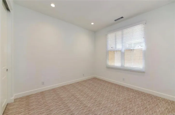 121 Mistletoe, Irvine, California 92620