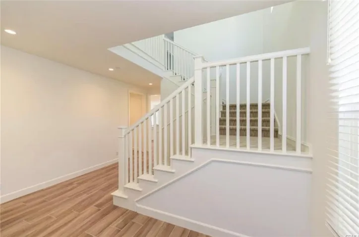 121 Mistletoe, Irvine, California 92620