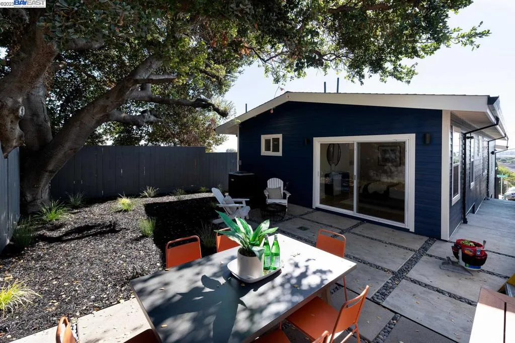 4822 Gordon St, Oakland, California 94601 home-pic-35