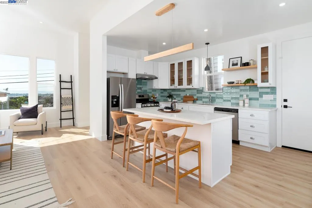 4822 Gordon St, Oakland, California 94601 home-pic-19