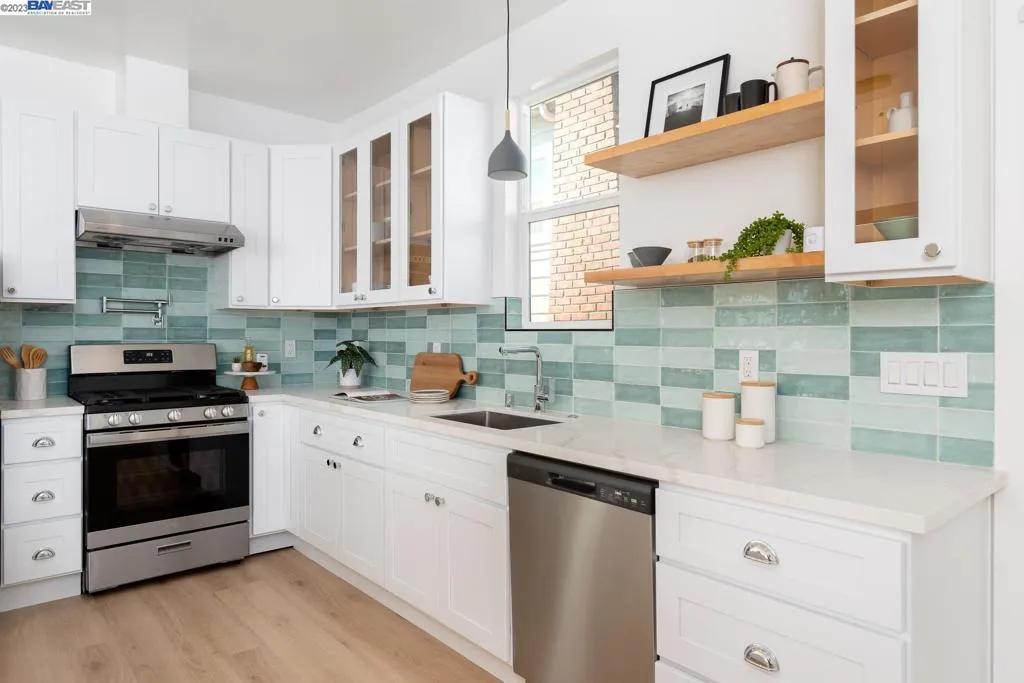 4822 Gordon St, Oakland, California 94601 home-pic-15