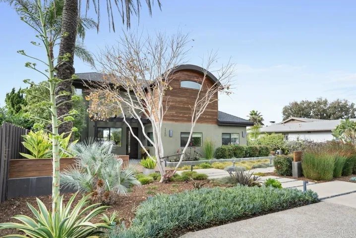 1540 Caudor Street, Encinitas, California 92024