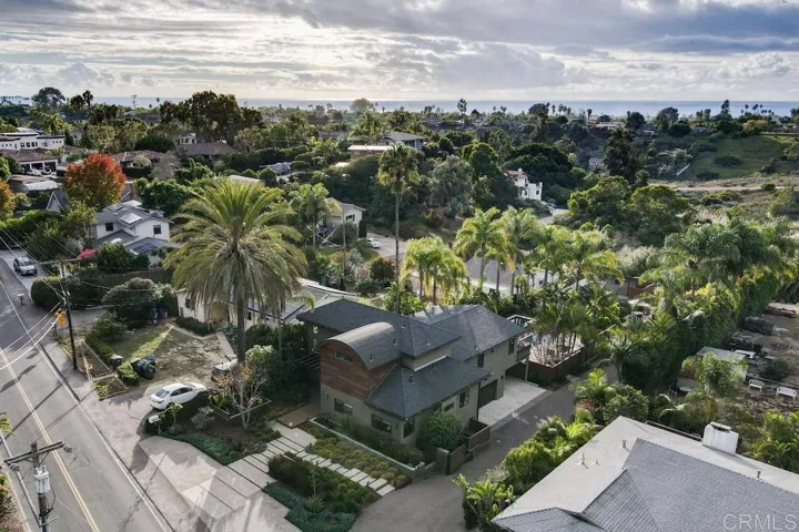 1540 Caudor Street, Encinitas, California 92024