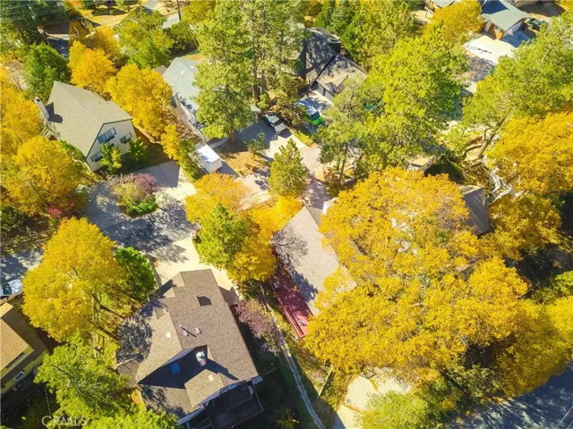 1126 Aleutian Drive, Lake Arrowhead, California 92352