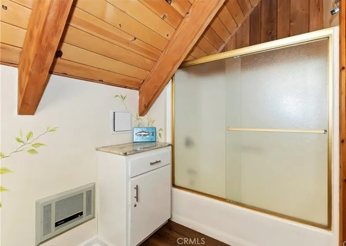 1126 Aleutian Drive, Lake Arrowhead, California 92352