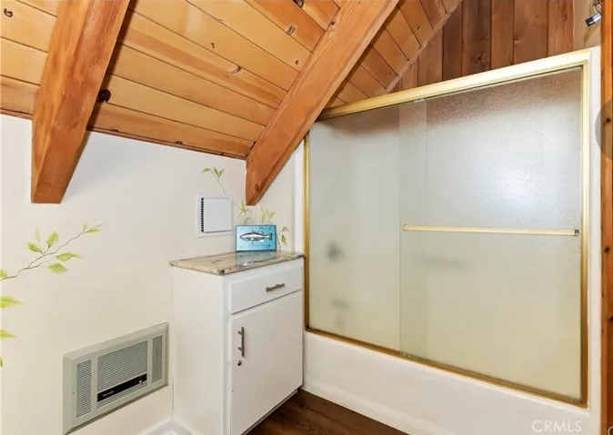 1126 Aleutian Drive, Lake Arrowhead, California 92352