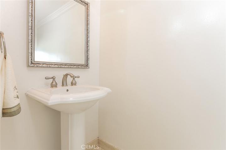 Powder room