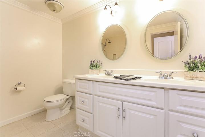 Hallway bath