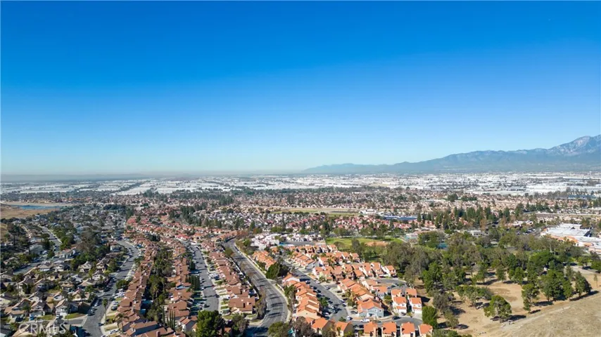 14935 Long View Drive, Fontana, California 92337