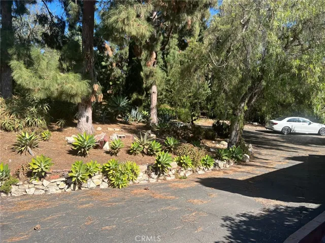 80 Narcissa Drive, Rancho Palos Verdes, California 90275