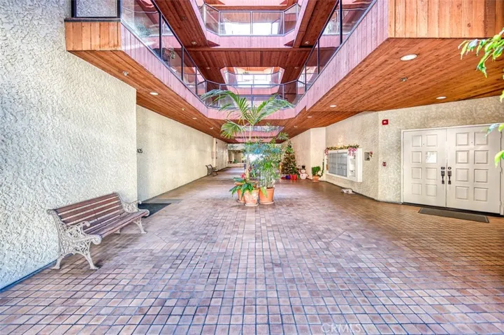 1230 E Ocean Boulevard 504, Long Beach, California 90802