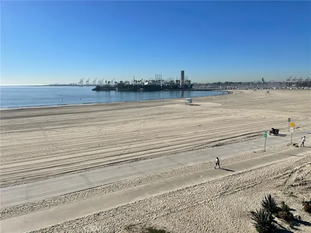 1230 E Ocean Boulevard 504, Long Beach, California 90802