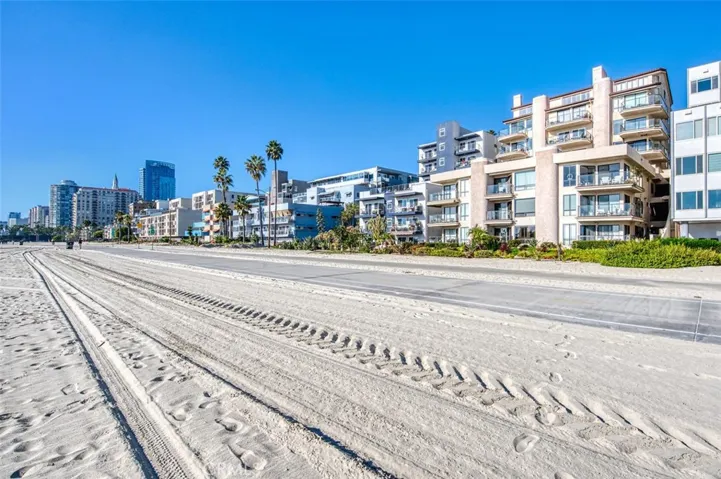 1230 E Ocean Boulevard 504, Long Beach, California 90802