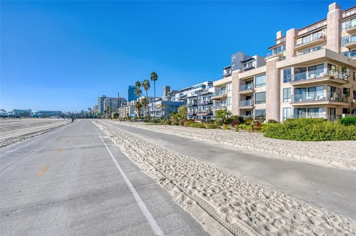 1230 E Ocean Boulevard 504, Long Beach, California 90802