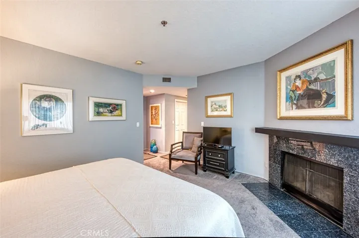 1230 E Ocean Boulevard 504, Long Beach, California 90802