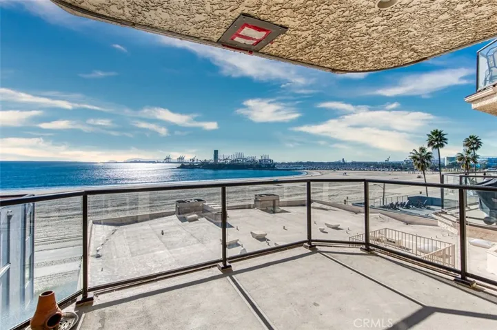 1230 E Ocean Boulevard 504, Long Beach, California 90802
