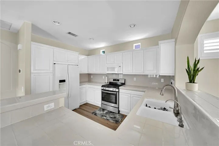 14 Datepalm, Irvine, California 92618