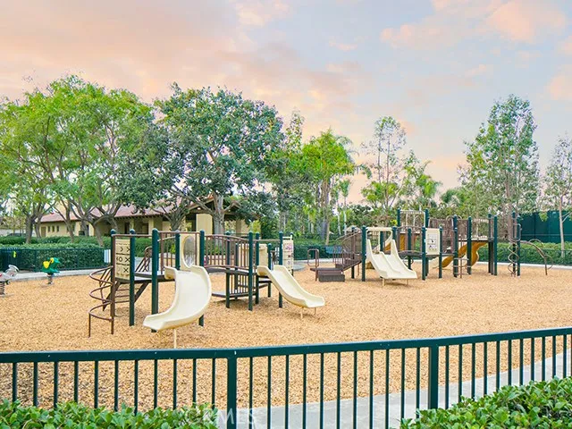 14 Datepalm, Irvine, California 92618