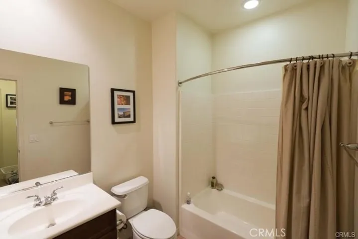 210 Silk Tree, Irvine, California 92606