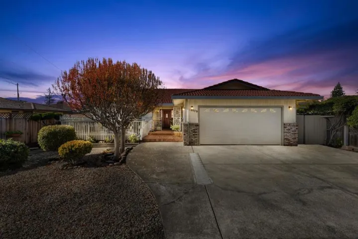 18979 Robinson Road, Sonoma, California 95476