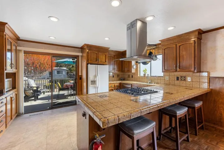 18979 Robinson Road, Sonoma, California 95476