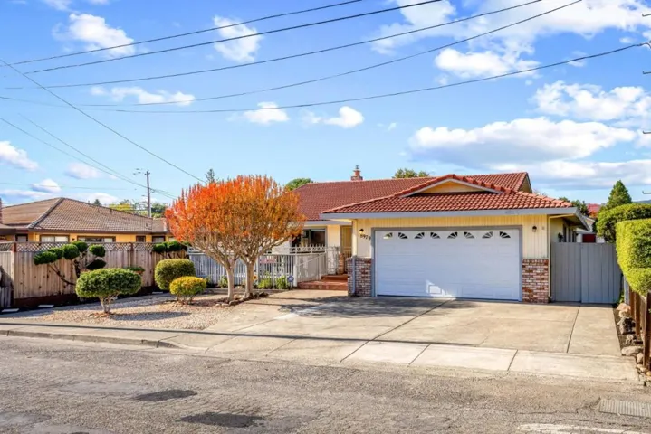 18979 Robinson Road, Sonoma, California 95476