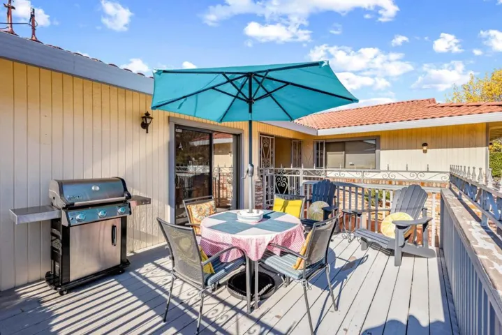 18979 Robinson Road, Sonoma, California 95476
