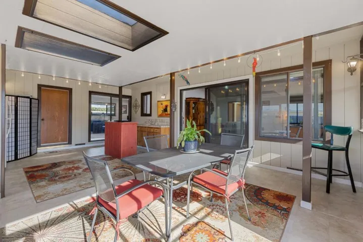 18979 Robinson Road, Sonoma, California 95476