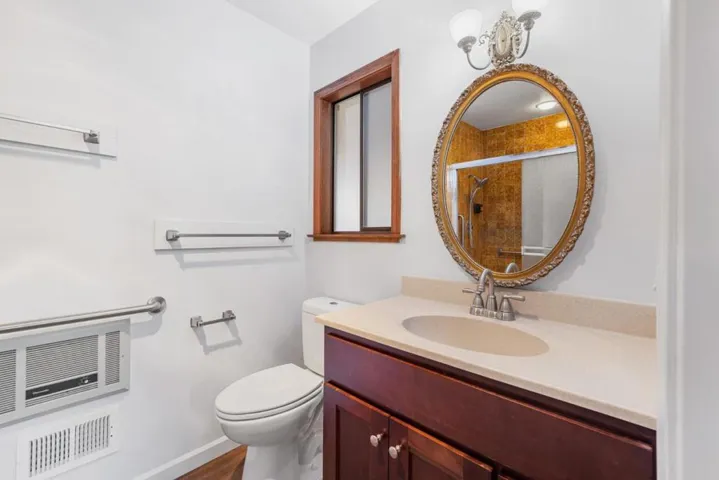 18979 Robinson Road, Sonoma, California 95476