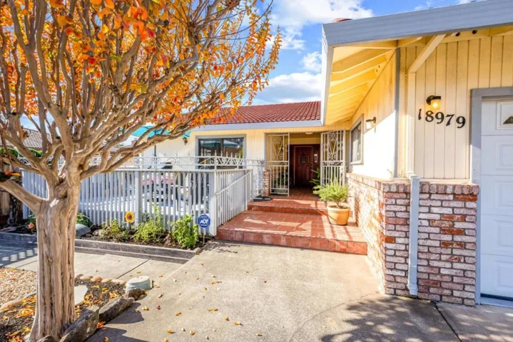 18979 Robinson Road, Sonoma, California 95476