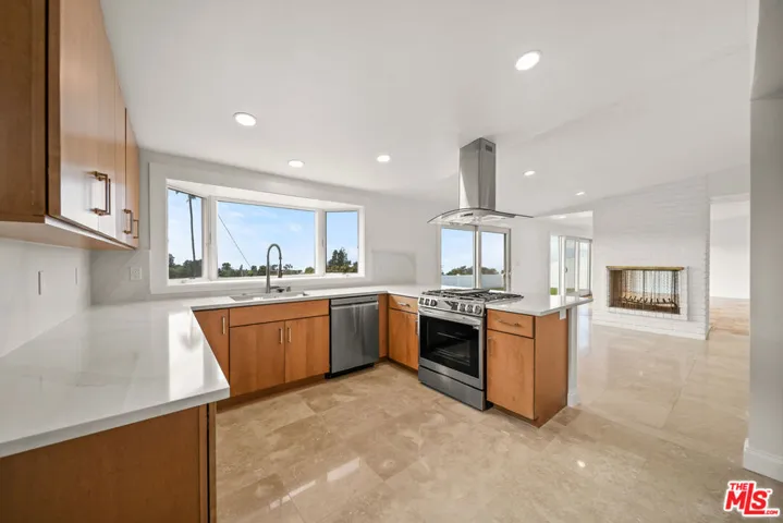 27041 Whitestone Road, Rancho Palos Verdes, California 90275