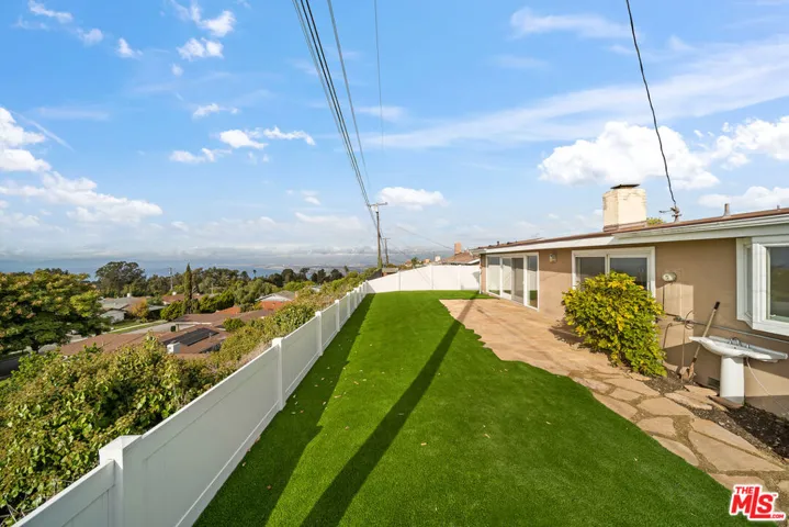 27041 Whitestone Road, Rancho Palos Verdes, California 90275