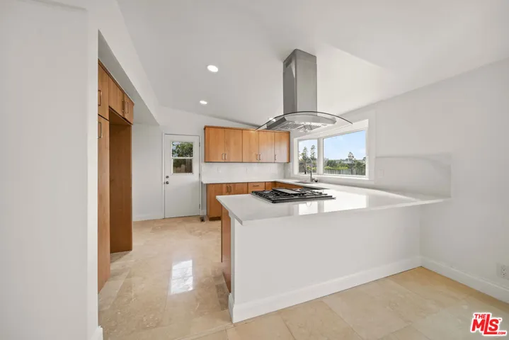 27041 Whitestone Road, Rancho Palos Verdes, California 90275