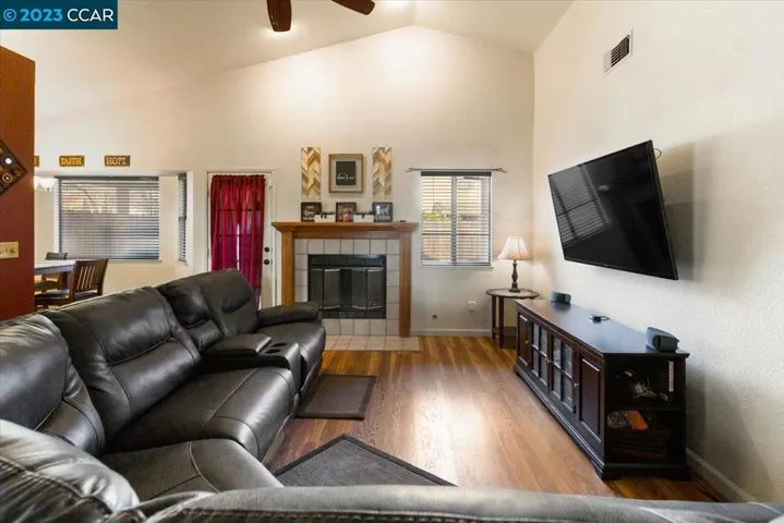 917 Vindel Ln, Modesto, California 95350