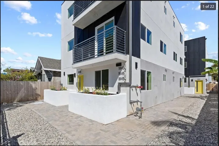 1843 W 20th Street, Los Angeles, California 90007