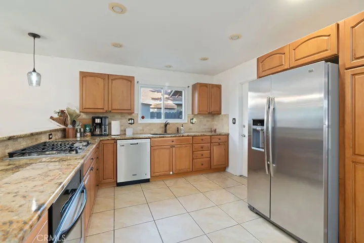 1204 W Fern Avenue, Redlands, California 92373
