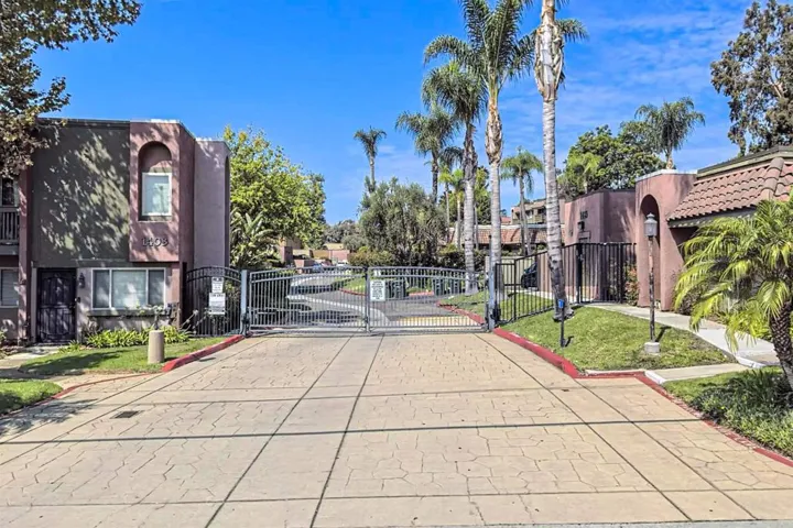 1405 North Broadway Unit D, Escondido, California 92026