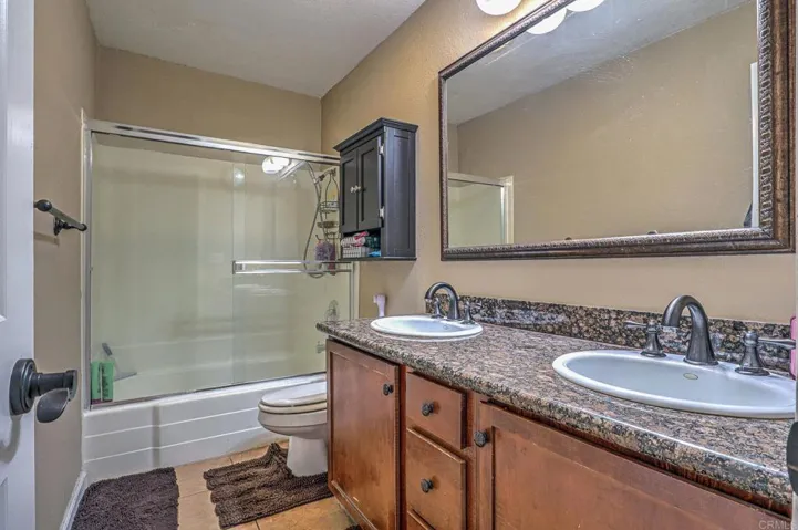 1405 North Broadway Unit D, Escondido, California 92026