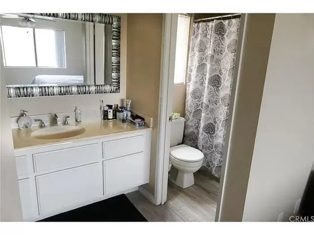 818 Live Oak Place, Corona, California 92882