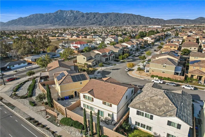 16731 Kalmia Lane, Fontana, California 92336